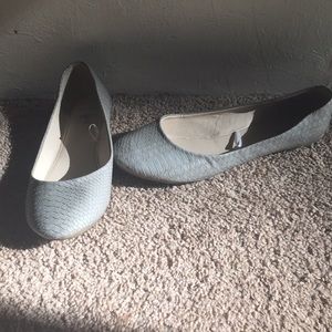 Women’s Flats